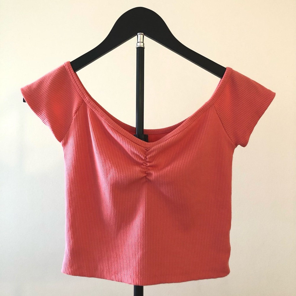 American Eagle Ribbed Cropped Top Size M Salmon Pink Scoop Neck Slim Fit Stretch